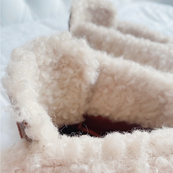 GBG Los Angeles lace up faux fur boots - Picture 8 of 13